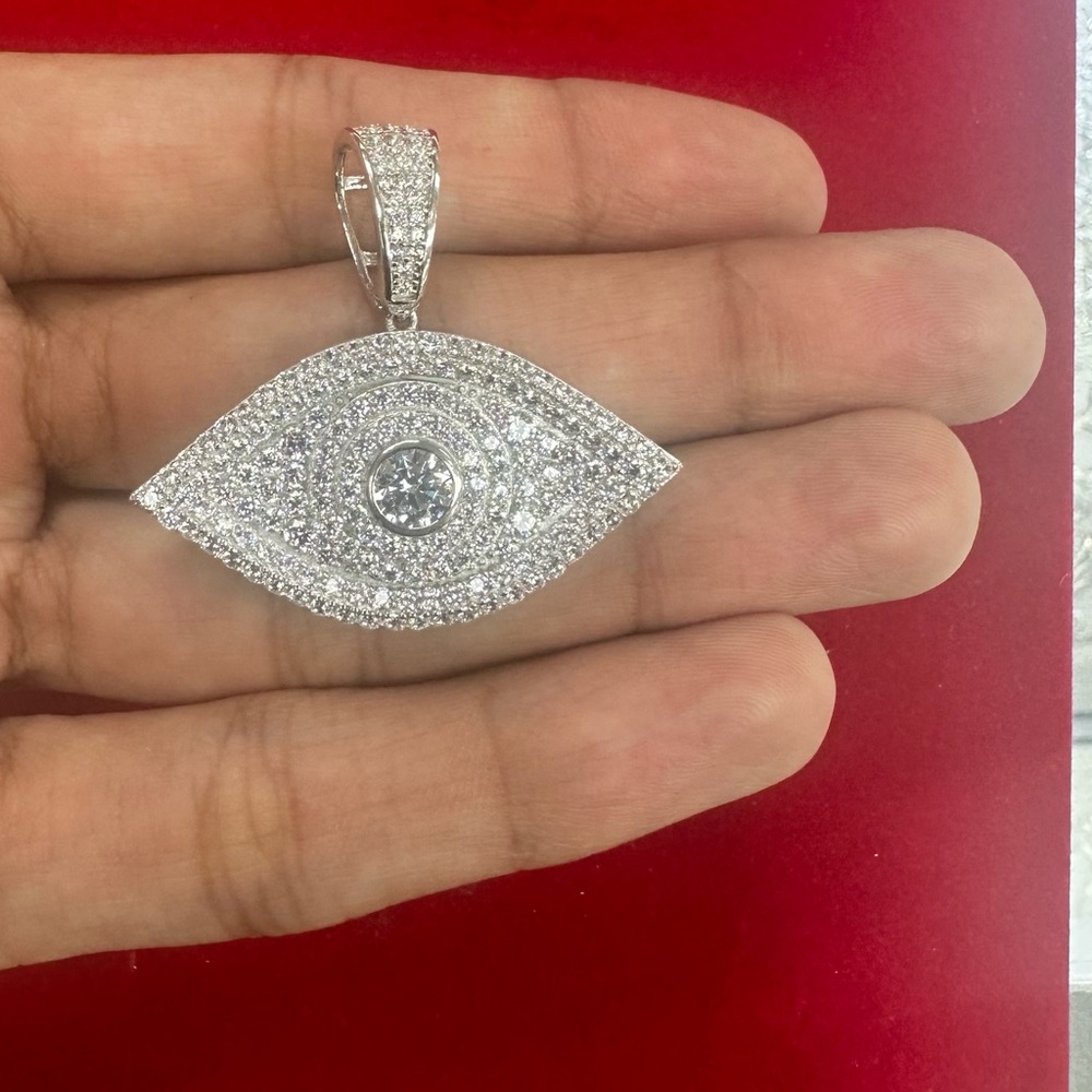 Silver pendant